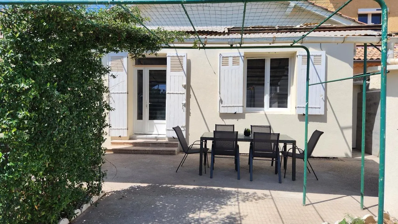 Appartement Maison Provence, Proche Avignon Sorgues Frankrijk